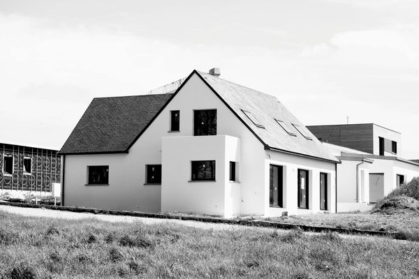 Assessing Insurance Requirements for Distinctive Properties: A Guide to Covering Unique Architectural Designs